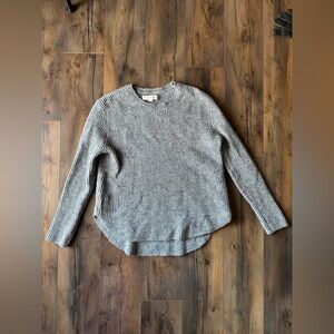 LOFT Ribbed Wool Blend Sweater Gray Hi Low Hem Cozy Chic Small